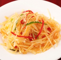 千切じゃが芋の和え物⇒380円, Shredded potato