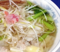 海鮮ワンタンメン⇒1,000円, 具の中に海鮮がプリプリ