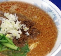辛味ゴマソバ⇒950円, すりゴマたっぷりのタンタンメン