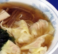 ワンタンメン⇒850円, ワンタン入りラーメン