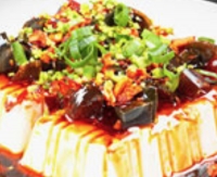 【112】ピータンと豆腐サラダ（皮蛋豆腐）⇒702円, 税込